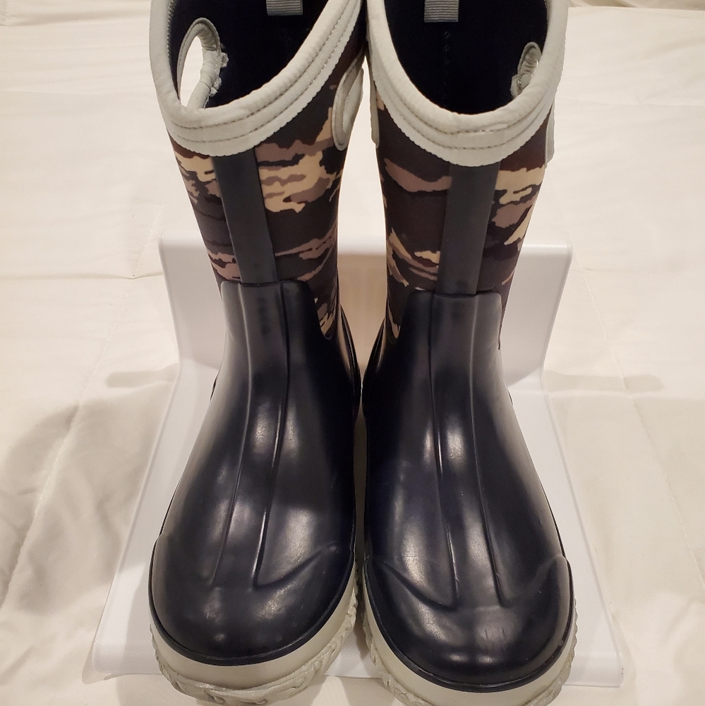 Bogs Boys Navy Camo Boots Size 3